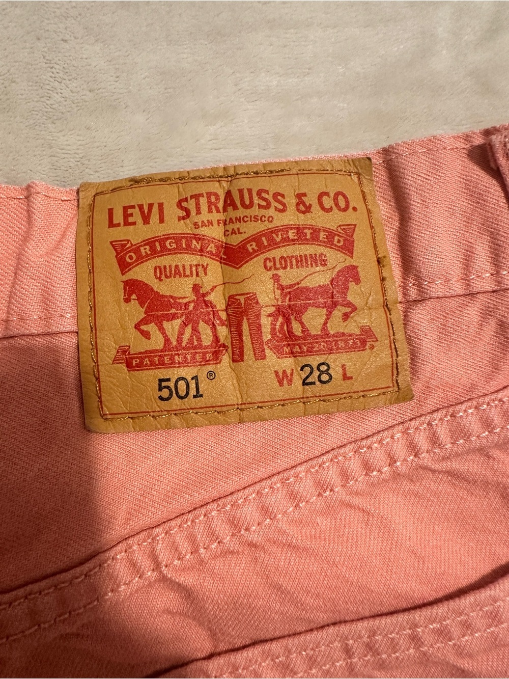 Levi’s Strauss & Co Pink Denim 501’s Shorts Size 28W Women’s - Picture 6 of 8